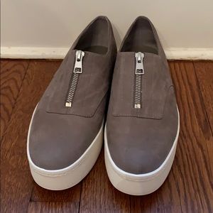 Vince Warner Sneaker in Limestone NBW